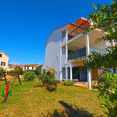 Fuer 4 Personen Ca 45 Qm In Fazana, Istrien Istrische Riviera Apartment *